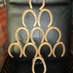 Real Horseshoe Shaped Christmas Tree Metal Iron 25"Tall Decorate Unique Outdoor