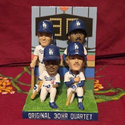 Hr 30 Quartet Bobble Head 
