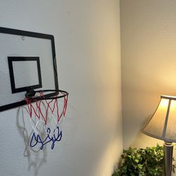 mini basketball hoop 