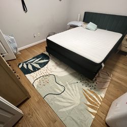 Bedroom set For Sale - Cost Negotiable 