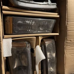03-06 Silverado Headlights 