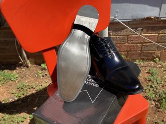 Size 8.5 Giorgio Venturi shoes