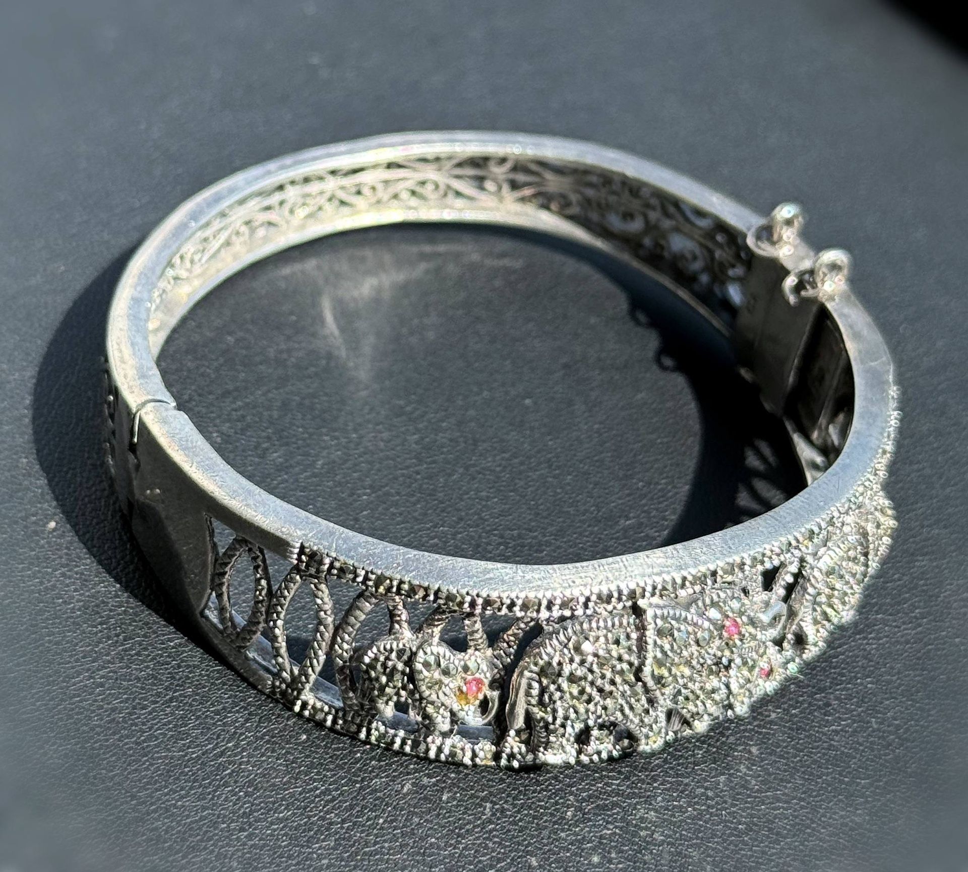 Vintage Art Deco Jewelry .925 Sterling Silver fancy thick cuff elephant 🐘 bracelet 9.00” 20.00mm 35.50g