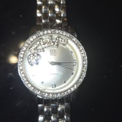 Vtg Quartz  Woman  Watch 