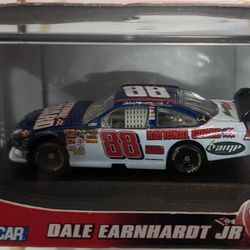 1:87 Official Die Cast #88 Dale Earnhardt Jr. Replica 