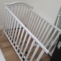 3-in-1 Baby Crib