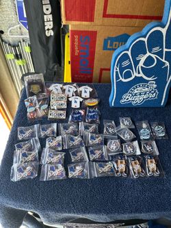DODGERS PINS