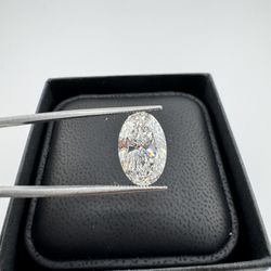 5.01 Ct Lab Grown Oval Diamond 