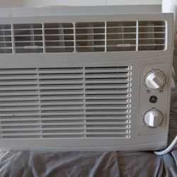 Window AC Unit