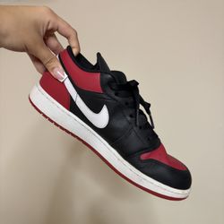 RED & BLACK NIKE DUNKS