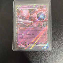 Team Rocket’s Mewtwo EX 
