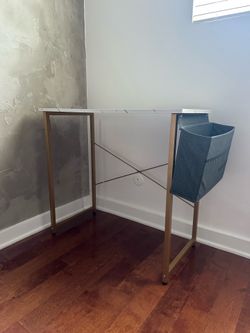 Desk with removable document holder