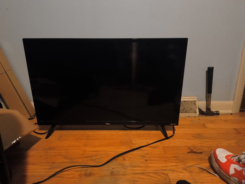 32inch Roku TV With Remote 