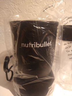 NutriBullet Pro 900-Watt Hi-Speed Blender/Mixer Twist