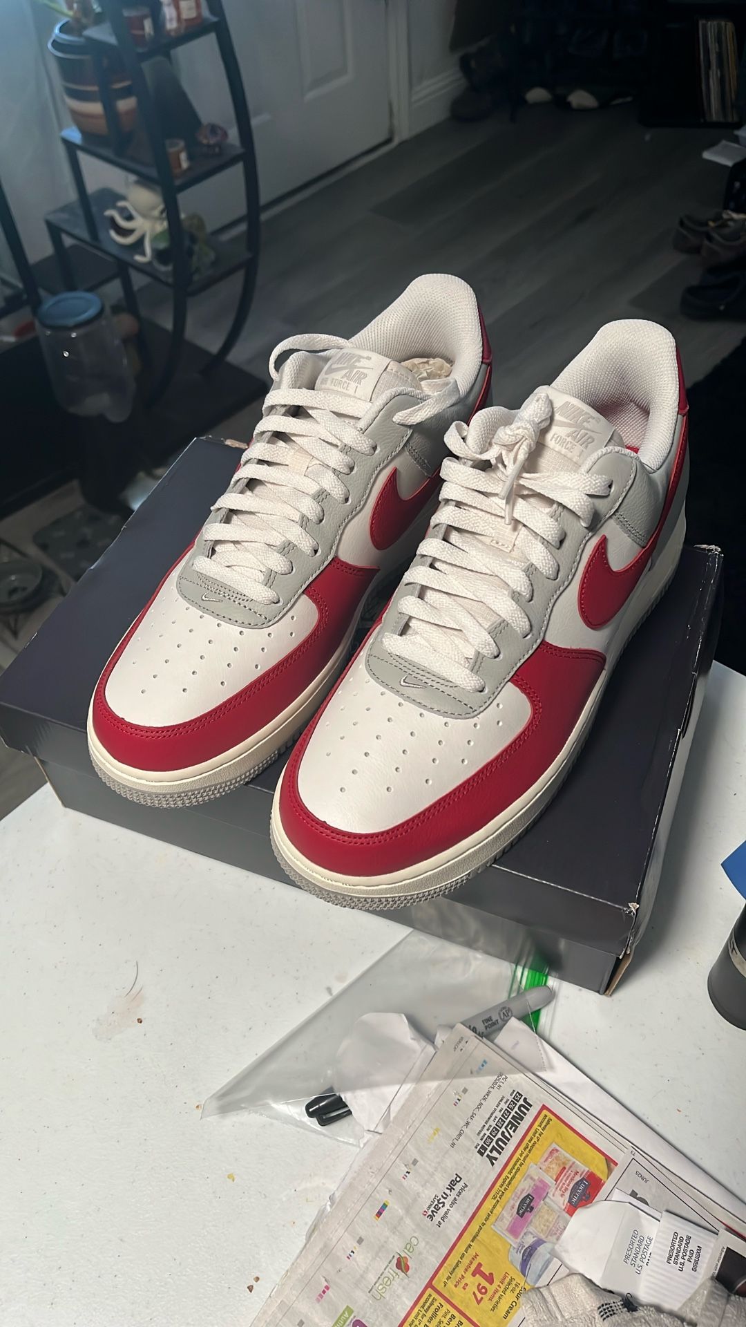BRAND NEW NIKE AF1 100$