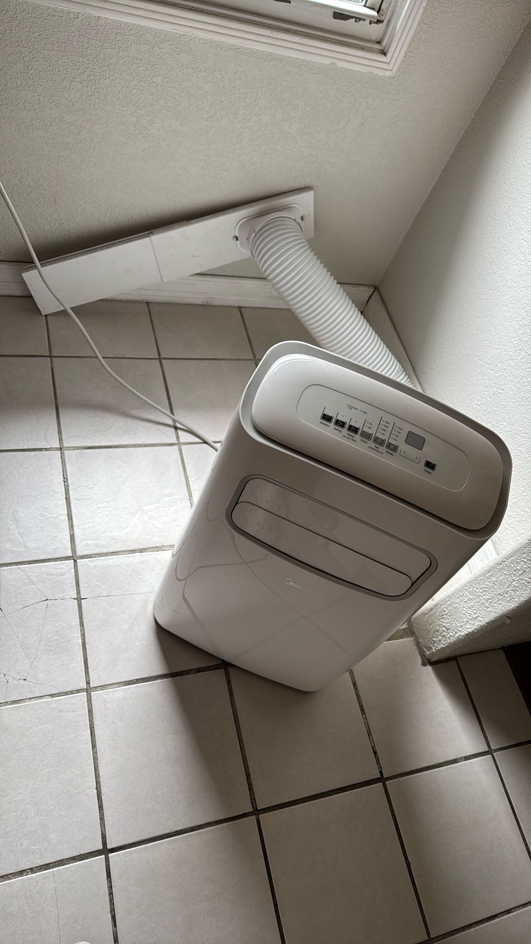 Midea Portable Ac Unit 14,000 Btu