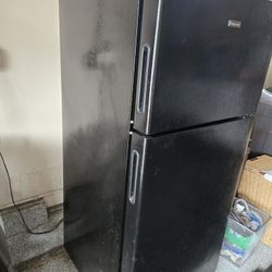 Free FRIDGE FREEZER