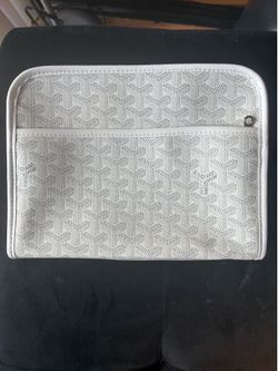 Go Yard Pouch