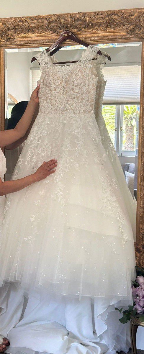 Martin Thornburg Wedding Elegant Dress Size 8