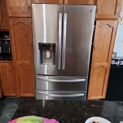 Kenmore  Frige For Free