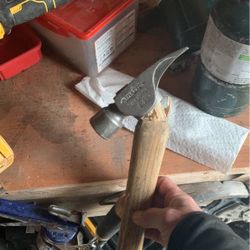 Stiletto 14oz Titanium Hammer(broken Handle)