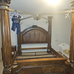 King Size Bed 