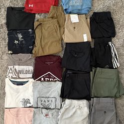 Men's Size Medium And Size 28 Shorts