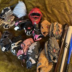 Baseball Gloves Various Sizes 10”- 11” Right Handed Throw Price Is Per Glove