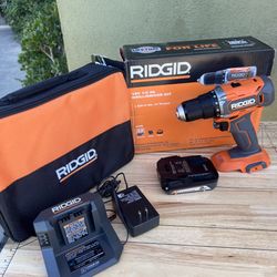 RIDGID 18V Cordless 1/2 in. Drill/Driver Kit with (1) 2.0 Ah Battery and Charger