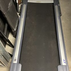 Pro form ZT 3 Treadmill 