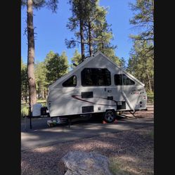 Folding Camping Trailer  In Excellent Condition, Like New