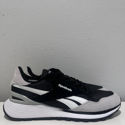 Reebok Shoes (Size 11)