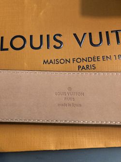 Authentic Louis Vuitton LV belt gold buckle for Sale in Honolulu, HI