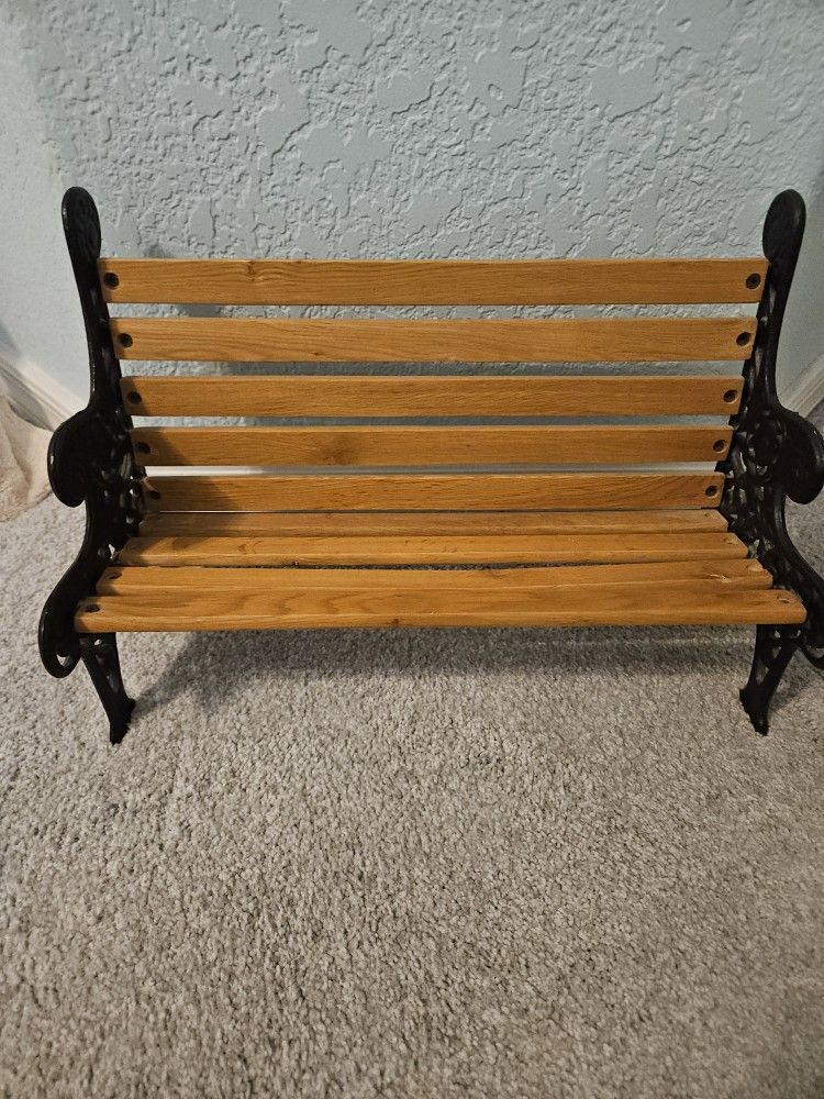 Vtg Cast Iron Wood Park Bench for Dolls Bears 15.5 Wide Great Miniature Model Home decor