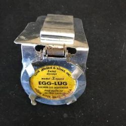 Vintage Luhr Jensen Egg-Lug Salmon Egg Dispenser Holder- Model 2 ounce