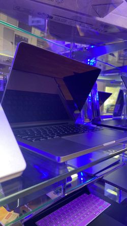 14”MacBook Pro m3 18Gb ram 2TB SSD