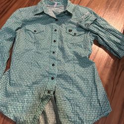 Womens Cinch shirt
