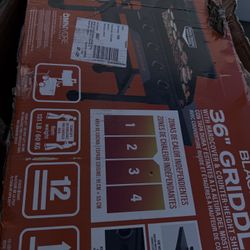 Blackstone 36" Culinary Omnivore Griddle with Hood 4 -Burner Liquid propane Flat Top Grill