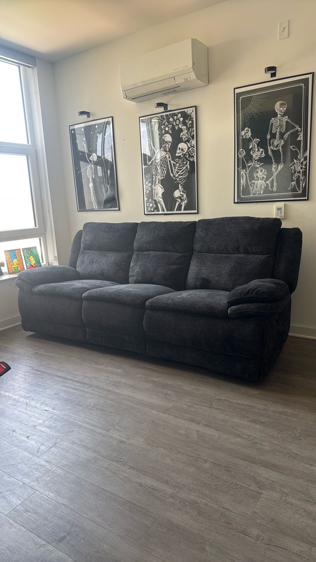 COZY COUCH