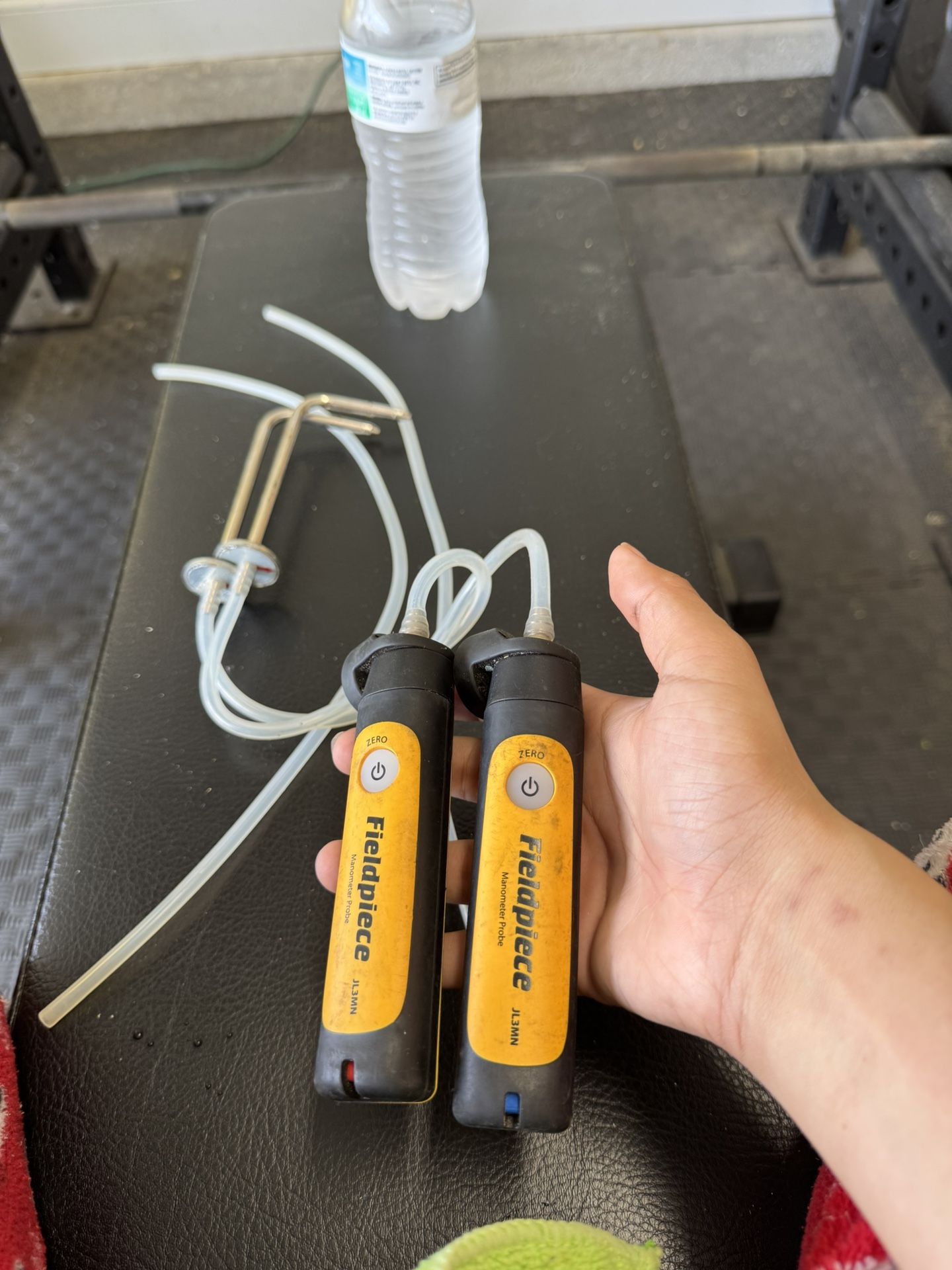 Fieldpiece Manometer Probe comes with manometer probe & hose