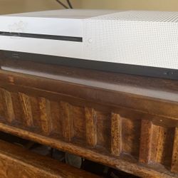 Xbox One S 