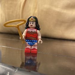 LEGO DC COMICS Wonder Woman LEGO figure