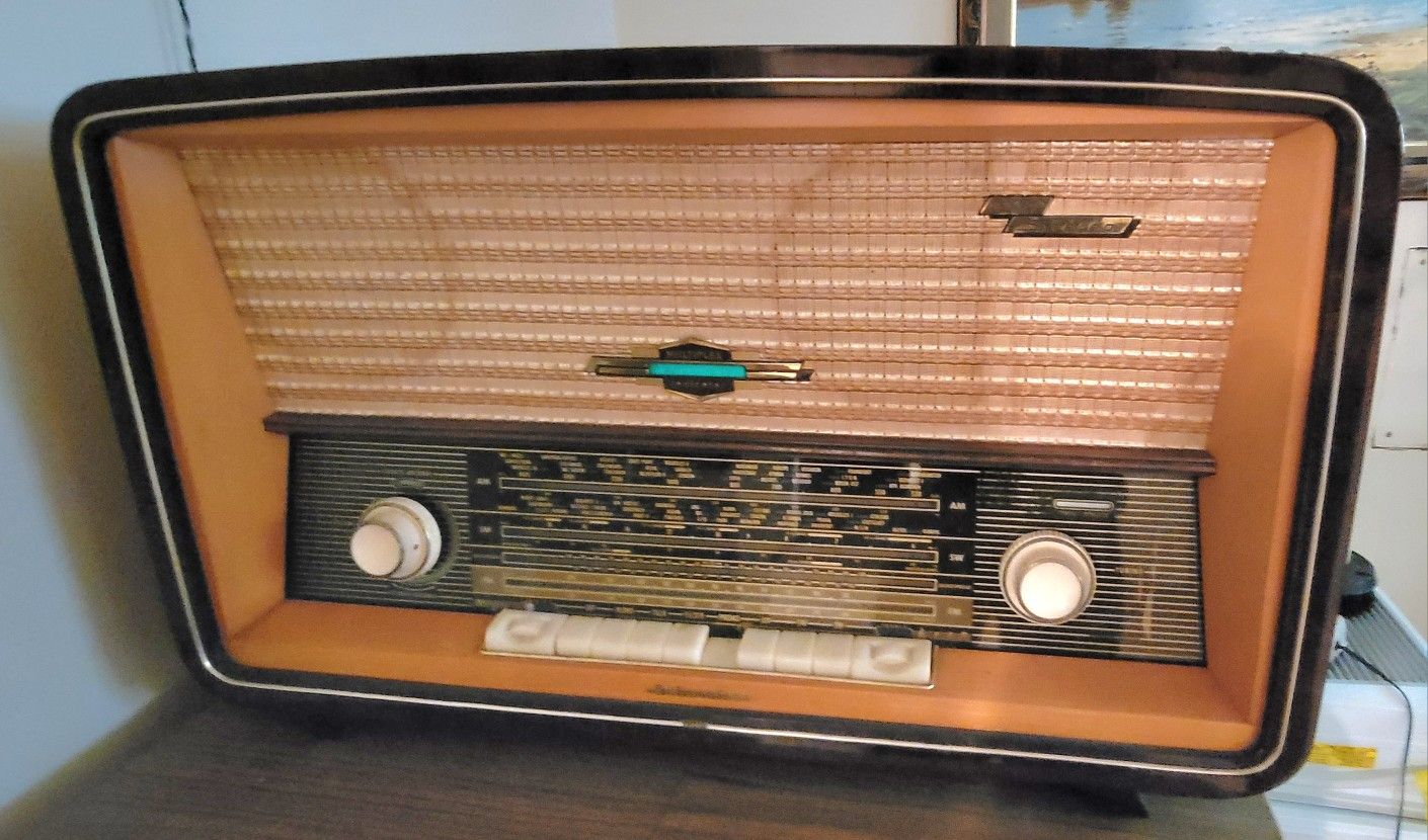 MultiPlex Indicator Vintage AM/FM RADIO