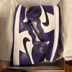 Jordan 1 Court purple Size 8.5 DS