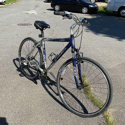 Trek7300 hybrid bike . Size XL