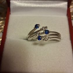 14k White Gold Ring With Diamonds And Blue Sapphire 