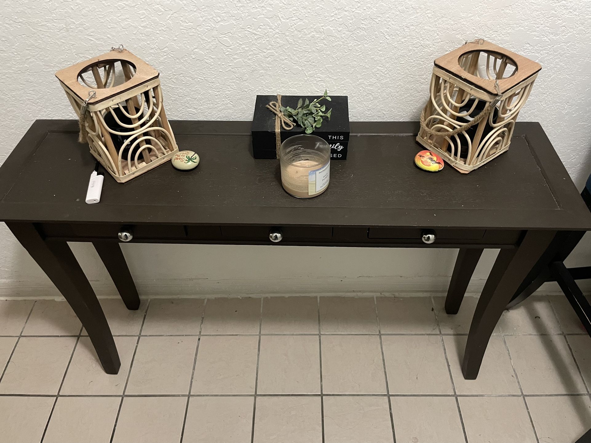Foyer Table