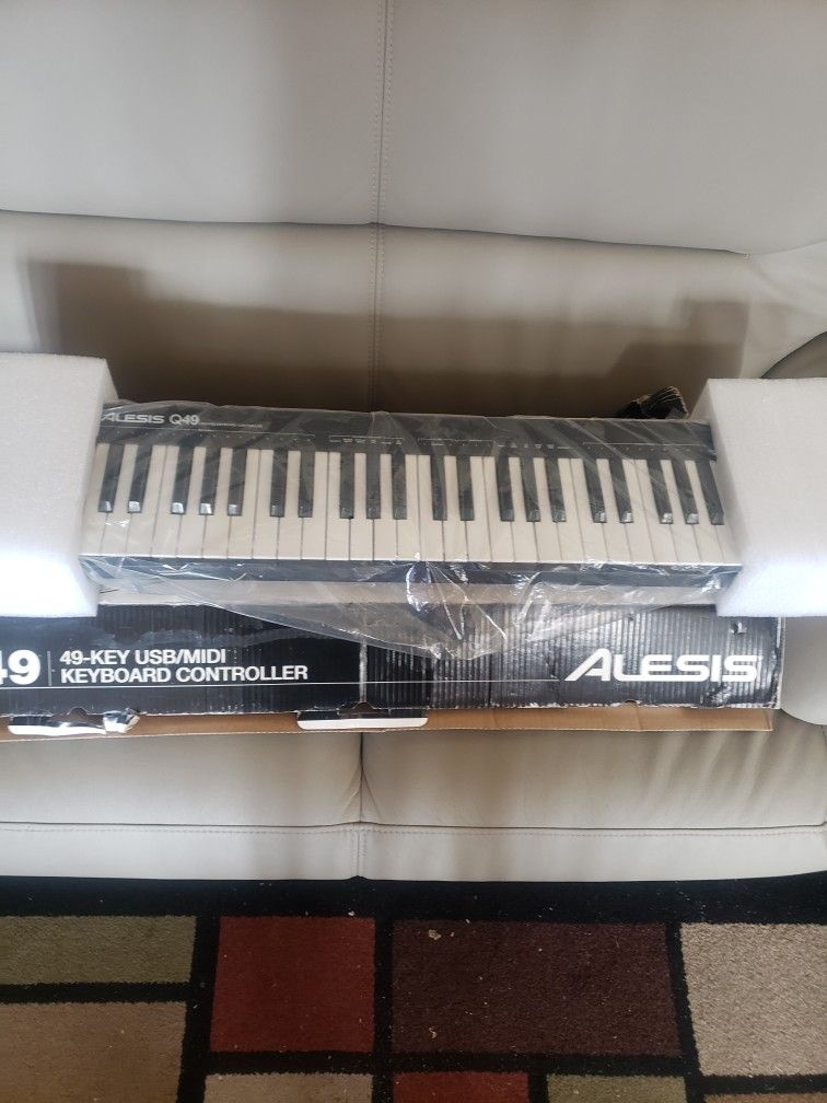 Alesis Q49 MKII - 49 Key USB MIDI Keyboard Controller