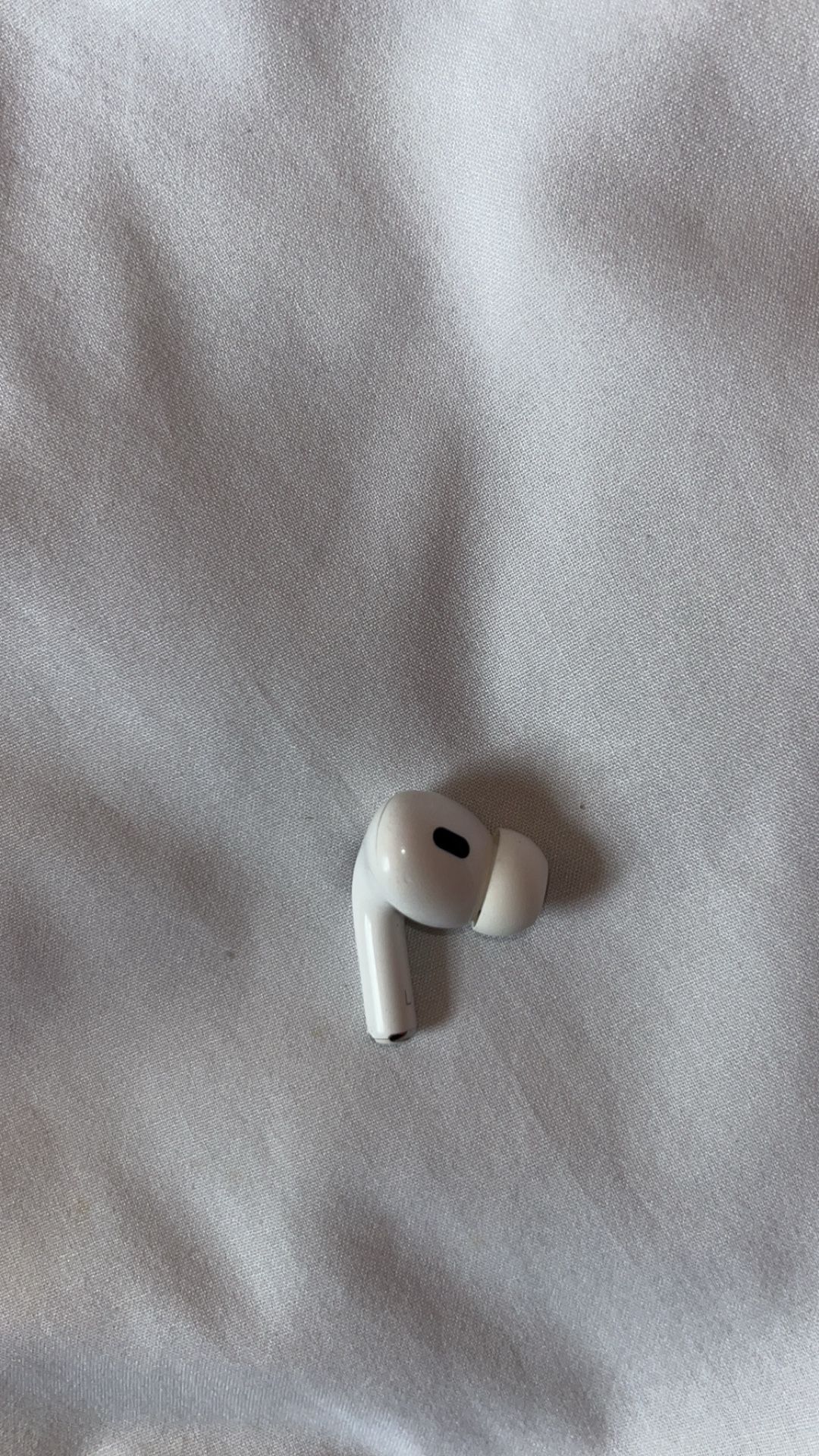 Left Apple Airpod Pro Generation 2