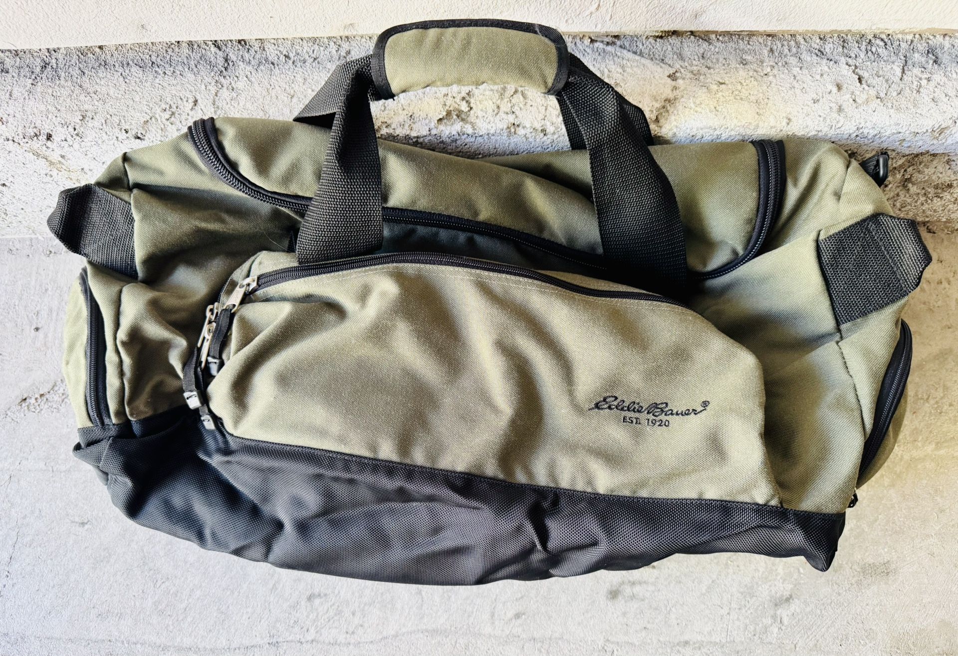 Eddie Bauer Duffle Bag Green/Black